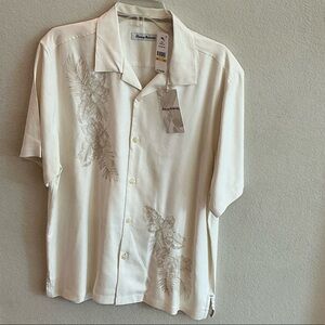 *NWT* Tommy Bahama Ivory Floral Men's Shirt- Size Medium